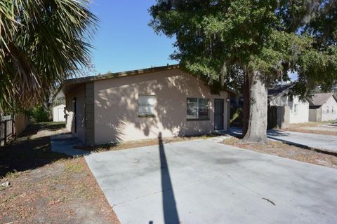 Photo of 5845 Elm Street, New Port Richey, FL 34652 (MLS # L4961349)