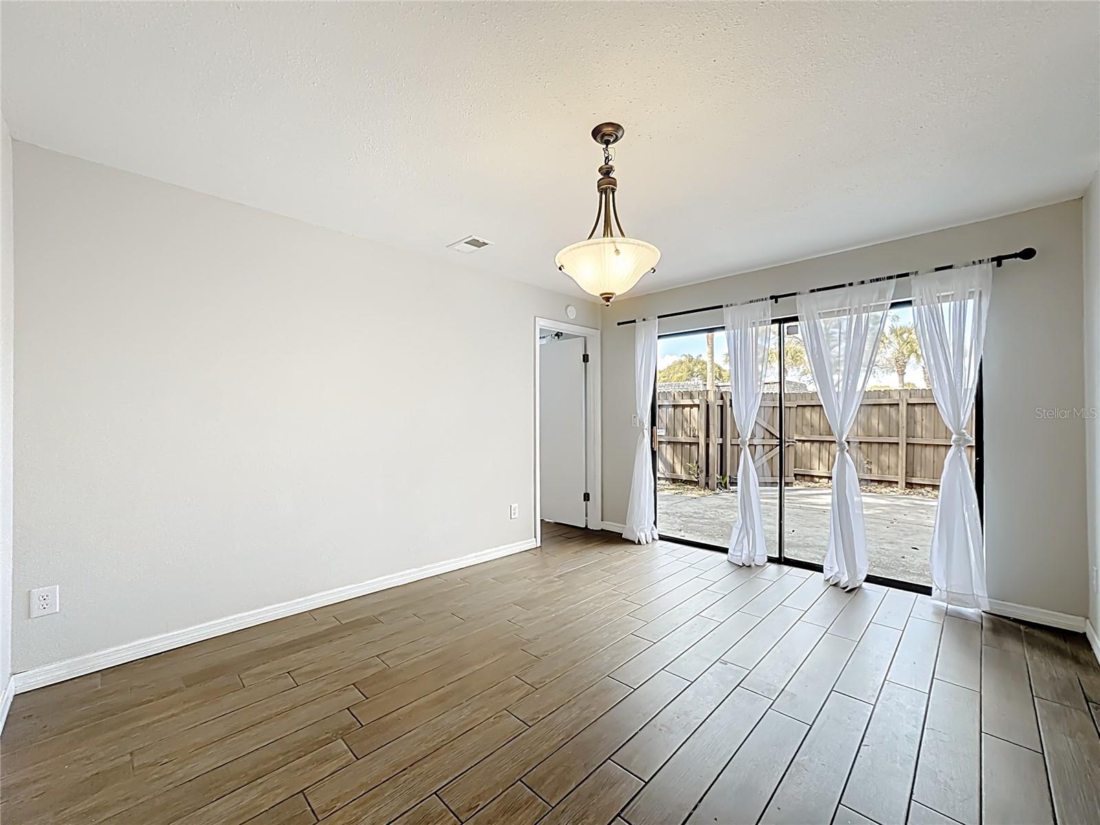 WINTER GREEN - Residential