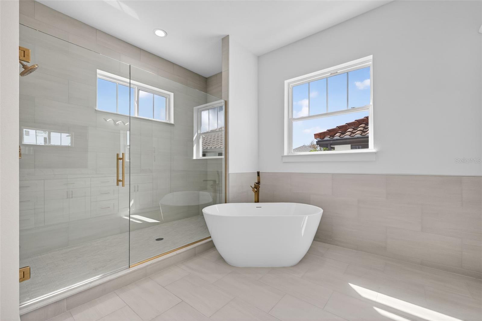 CRESCENT HEIGHTS - Residential