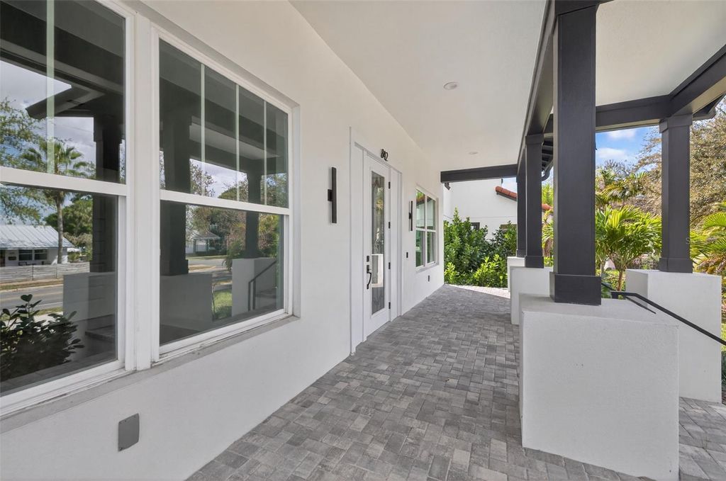 Photo of 842 30th Avenue, St Petersburg, FL 33704 (MLS # TB8484317)