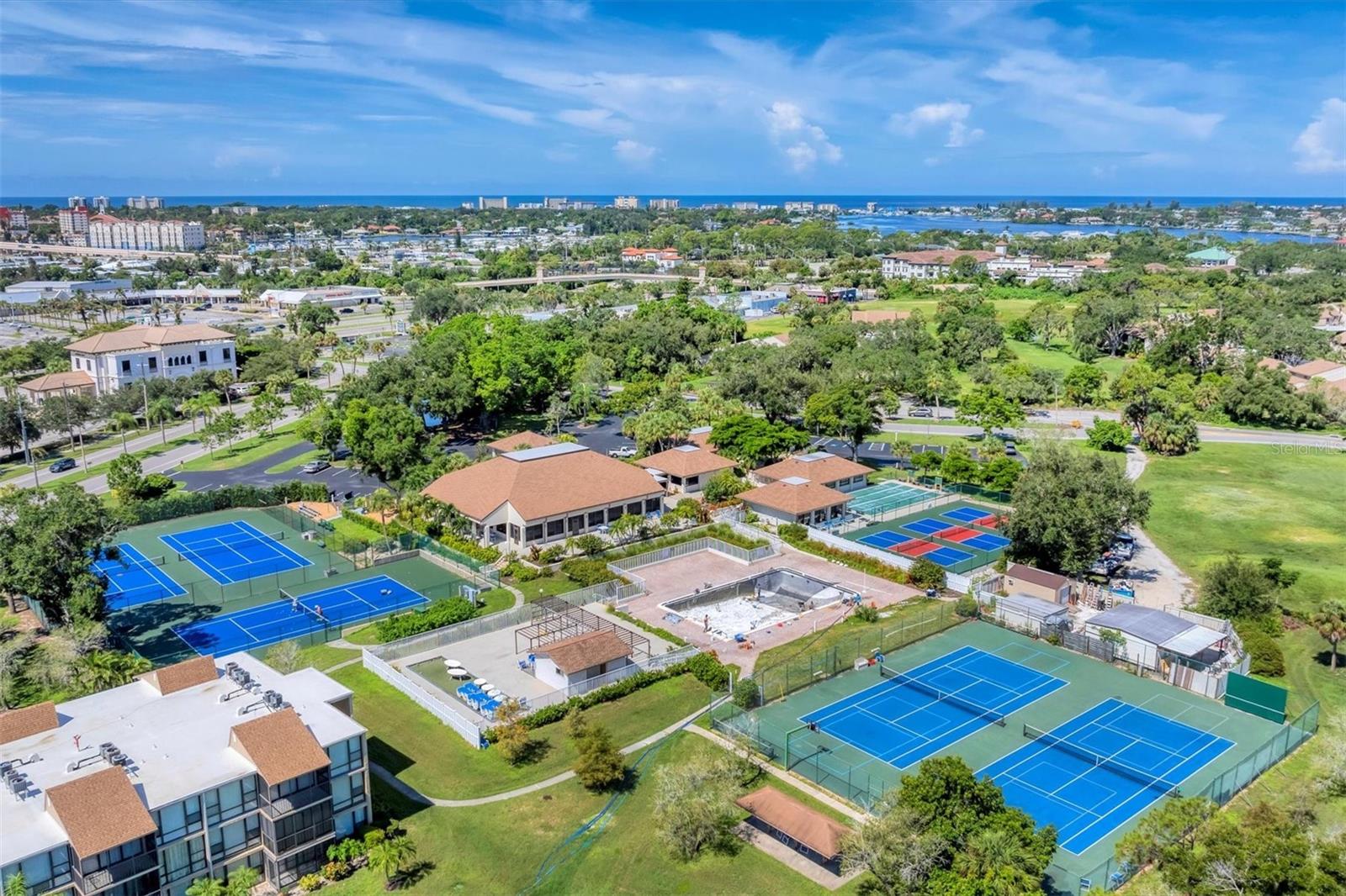 BIRD BAY I - Residential