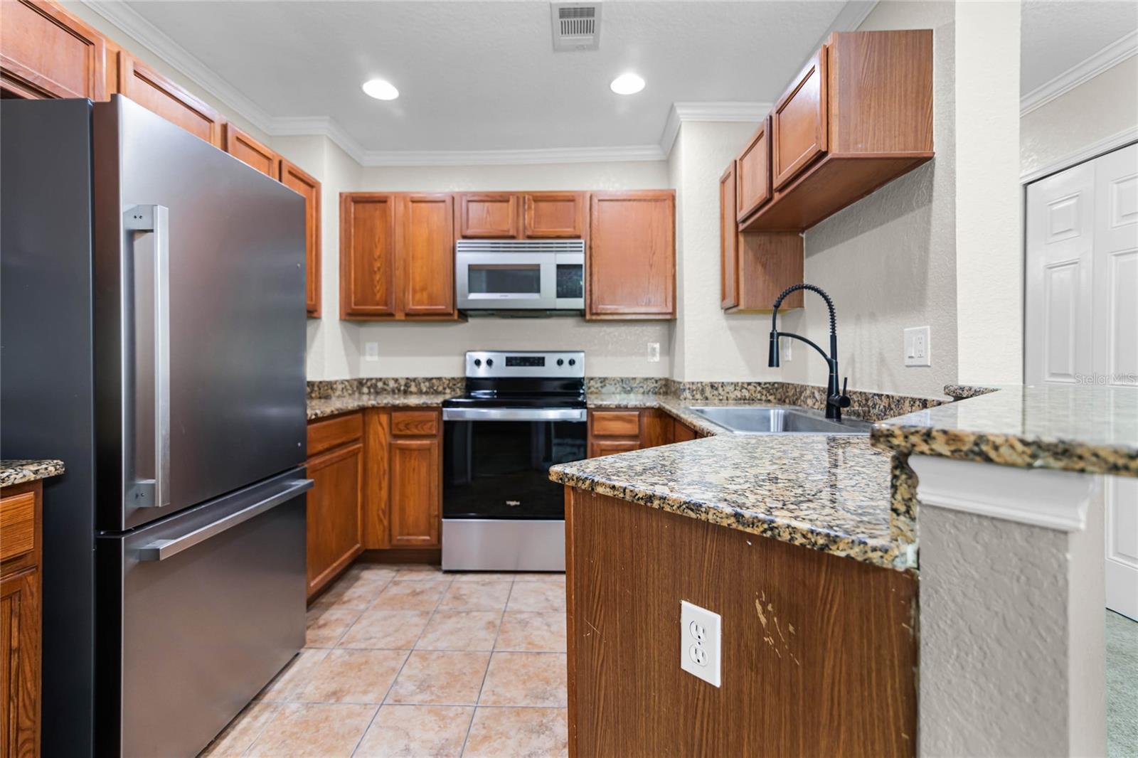 PALM POINTE I CONDO - Residential