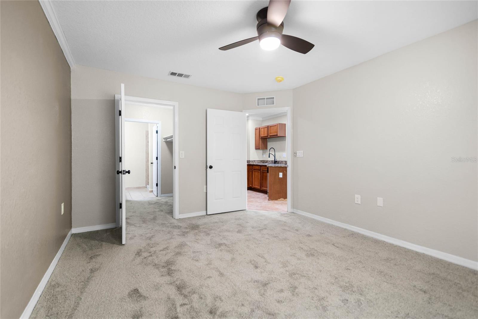 PALM POINTE I CONDO - Residential