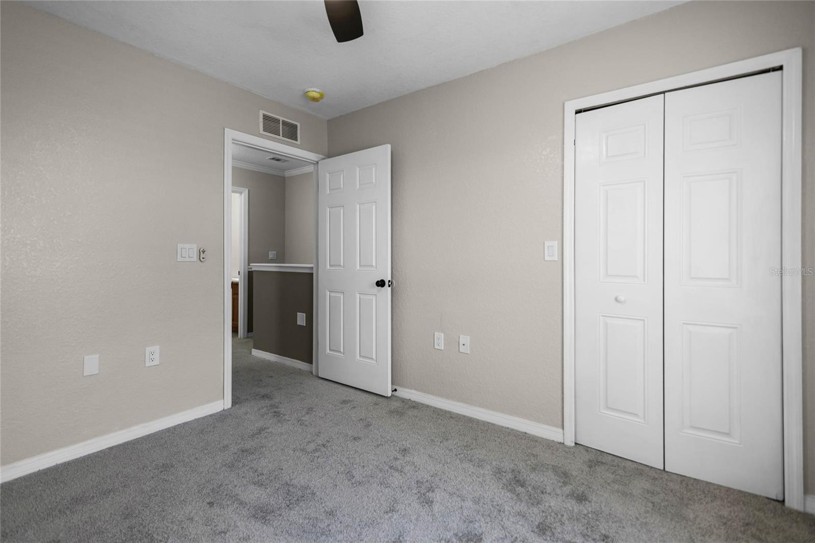 PALM POINTE I CONDO - Residential