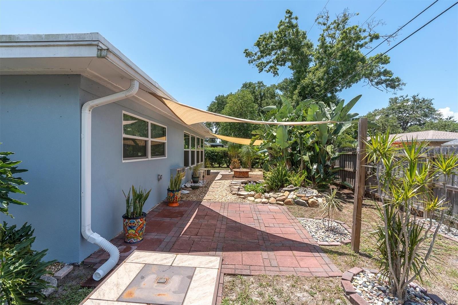 SUNSET LAKE ESTATES - Residential
