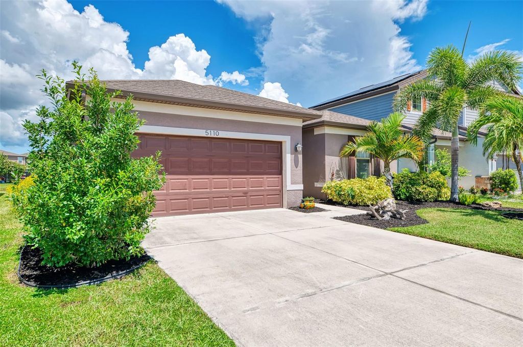 Photo of 5110 Levana Street, Palmetto, FL 34221 (MLS # A4664415)