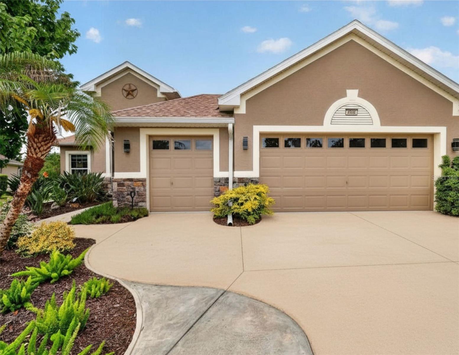 MOUNT DORA LAKES MOUNT DORA PH 01 - Residential