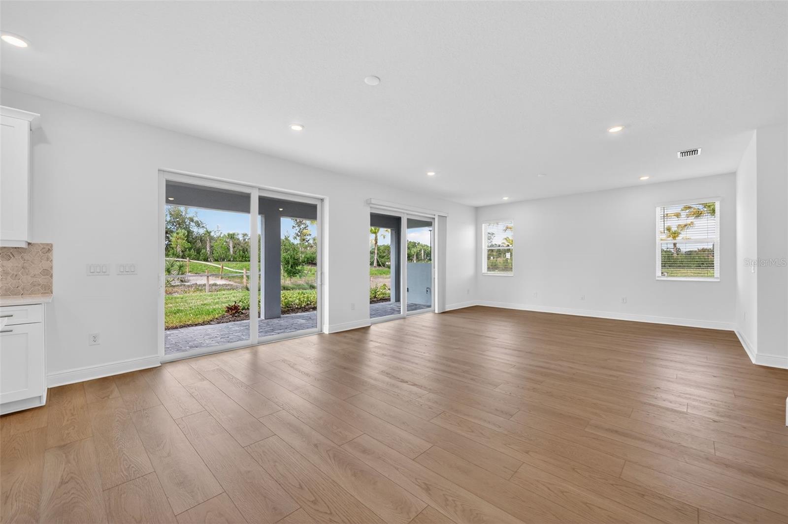 HAWKSTONE - Residential