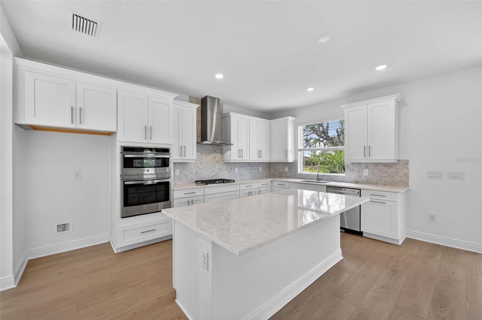 HAWKSTONE - Residential