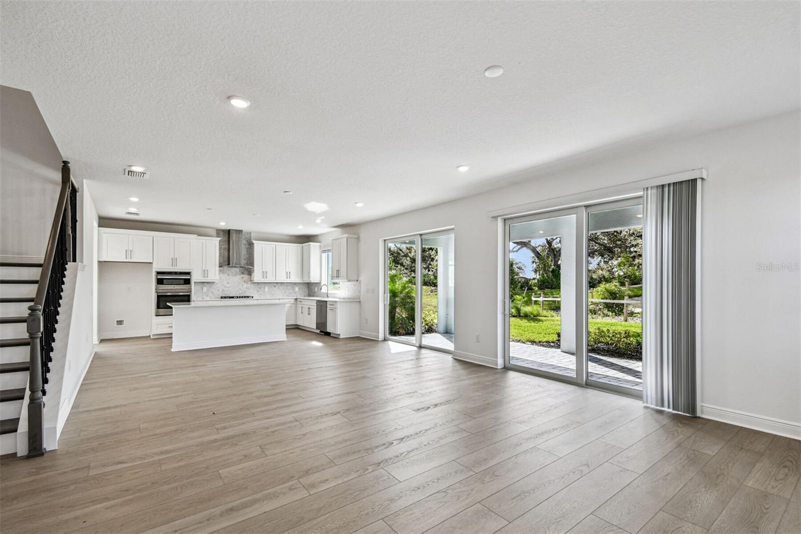 7543 HAWKSTONE DRIVE