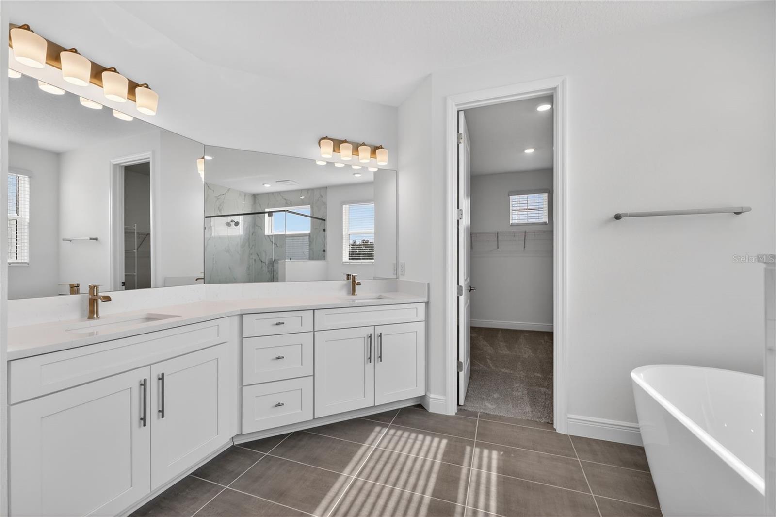 HAWKSTONE - Residential