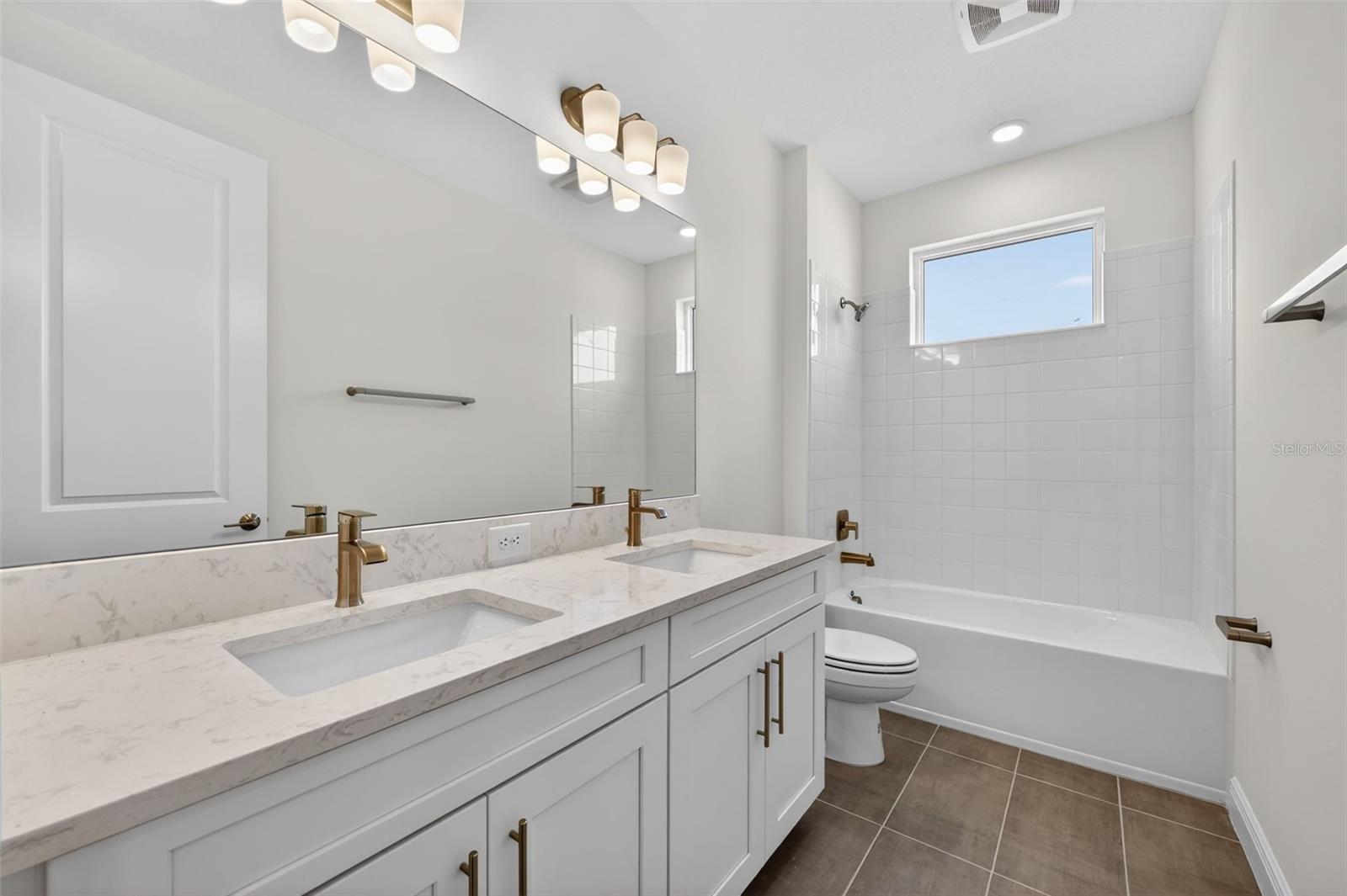 HAWKSTONE - Residential