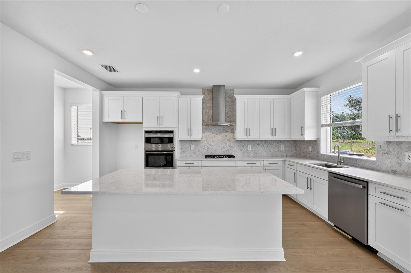 HAWKSTONE - Residential