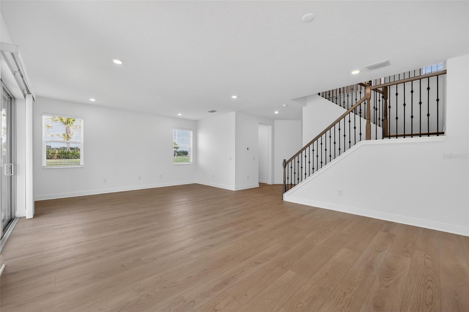 HAWKSTONE - Residential