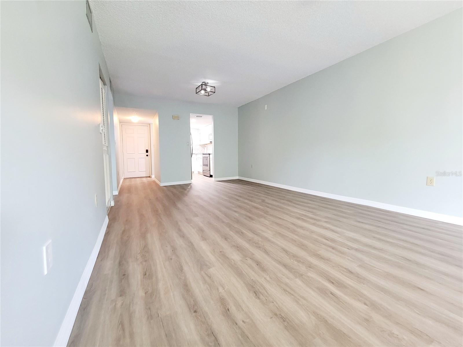 LAKE TARPON SAIL & TENNIS CLUB - Residential Lease