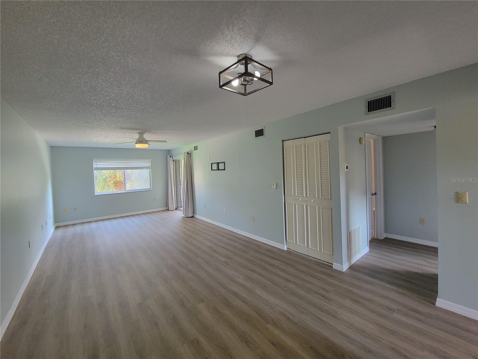 LAKE TARPON SAIL & TENNIS CLUB - Residential Lease