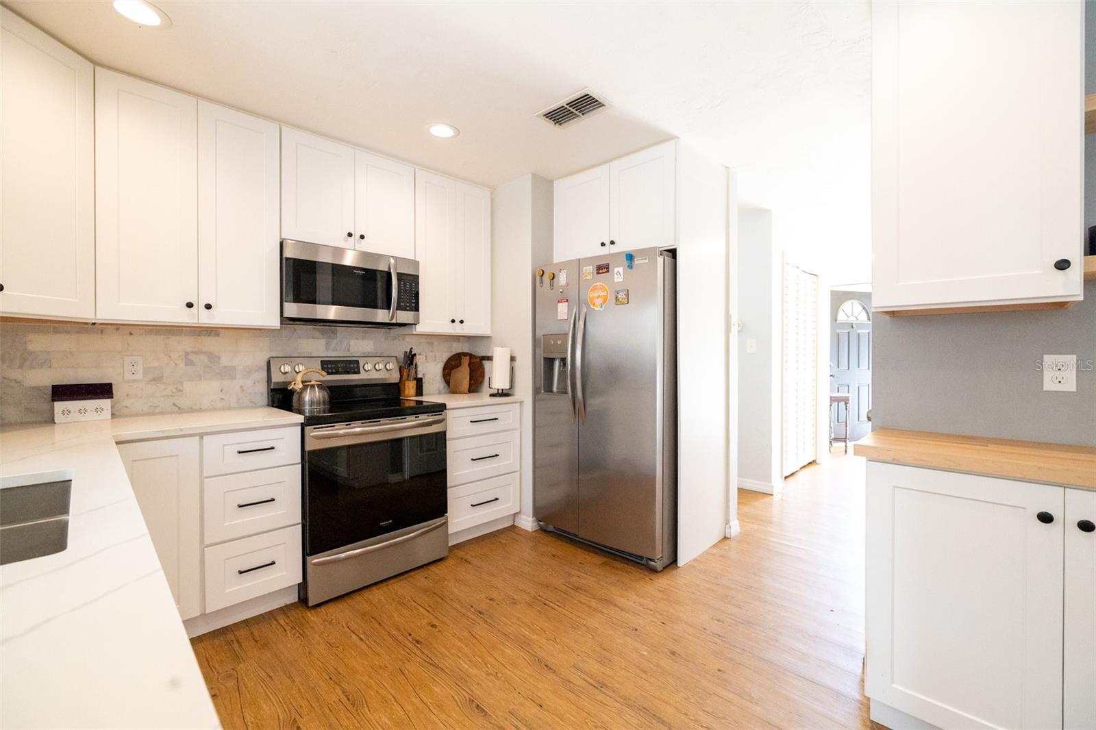 BENWOOD ESTATES UNIT 2 - Residential