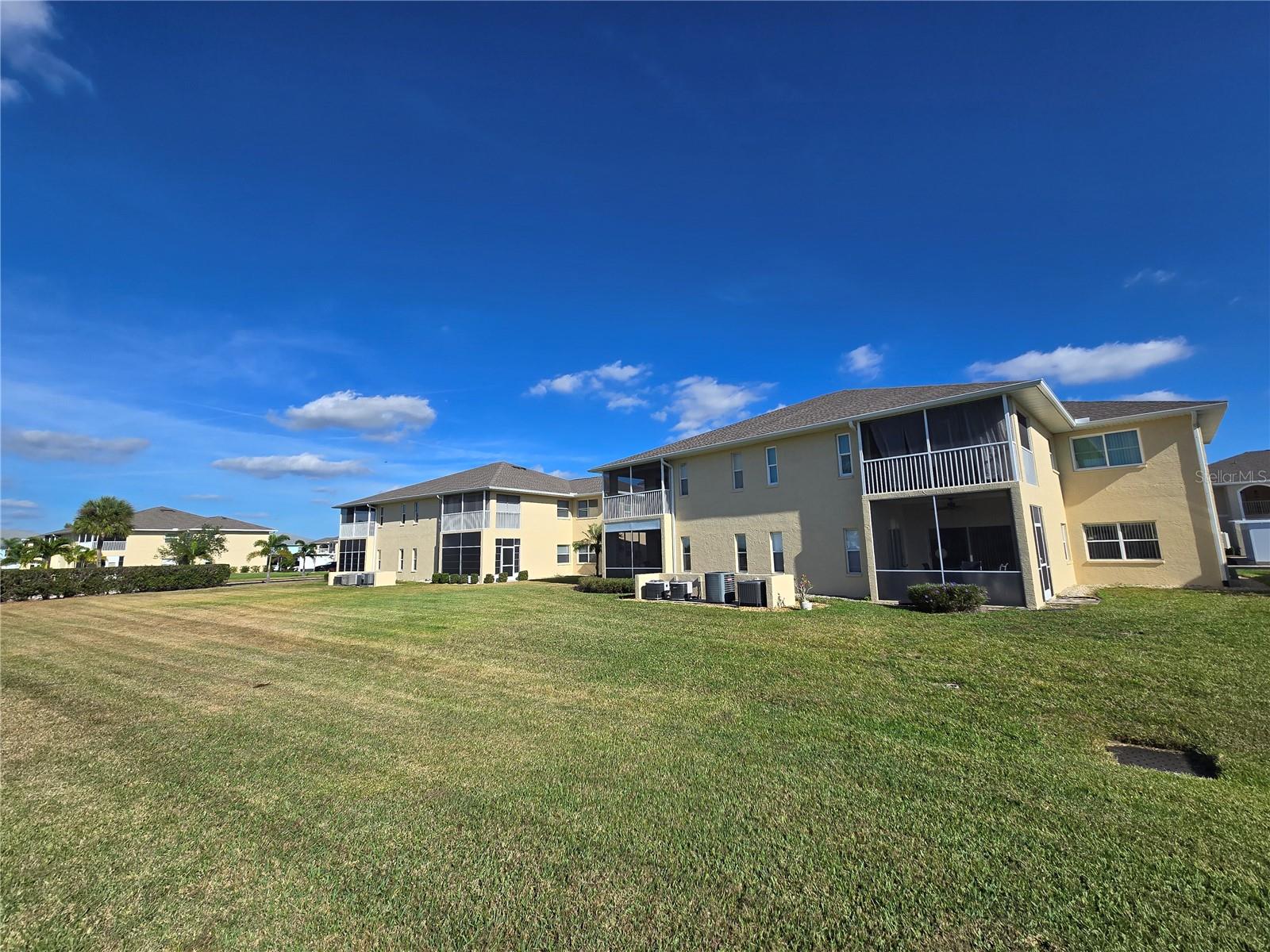 LINKSIDE - Residential