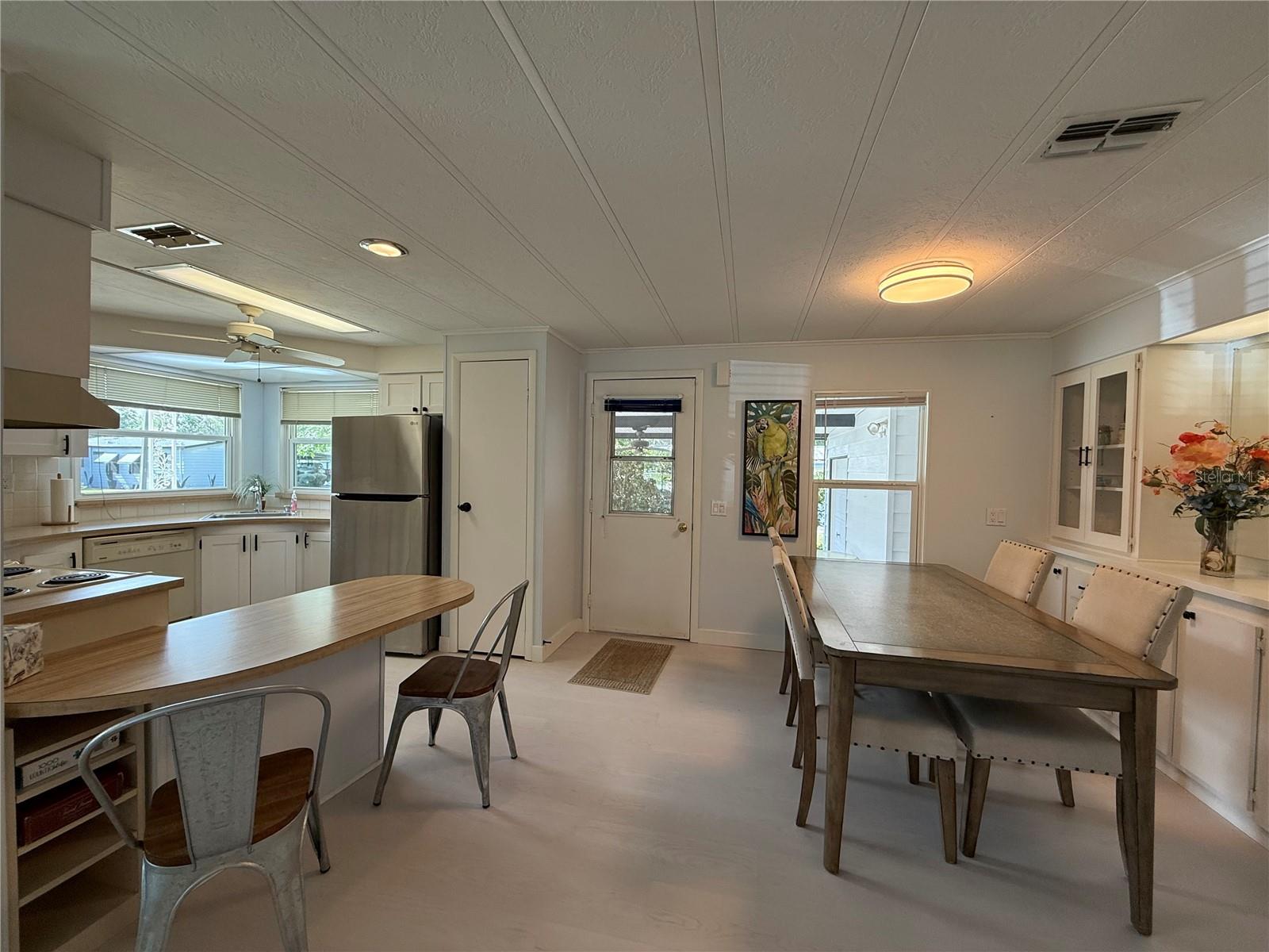 CONTINENTAL CAMPER RESS INCORP - Residential