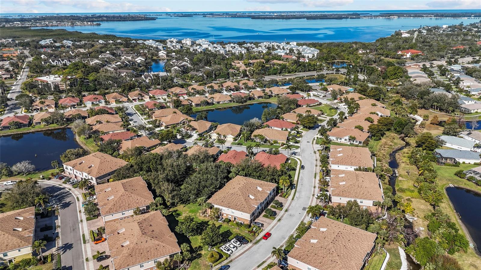 PALMA SOLA TRACE - Residential