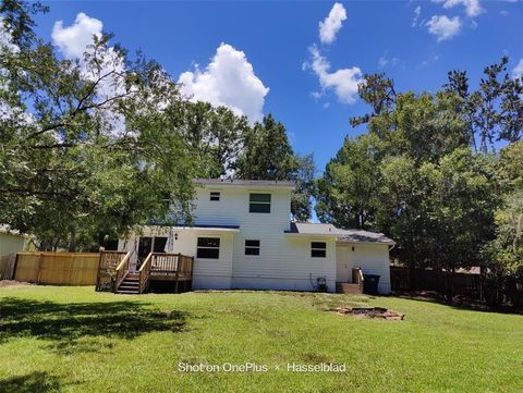 A home in LAND O LAKES