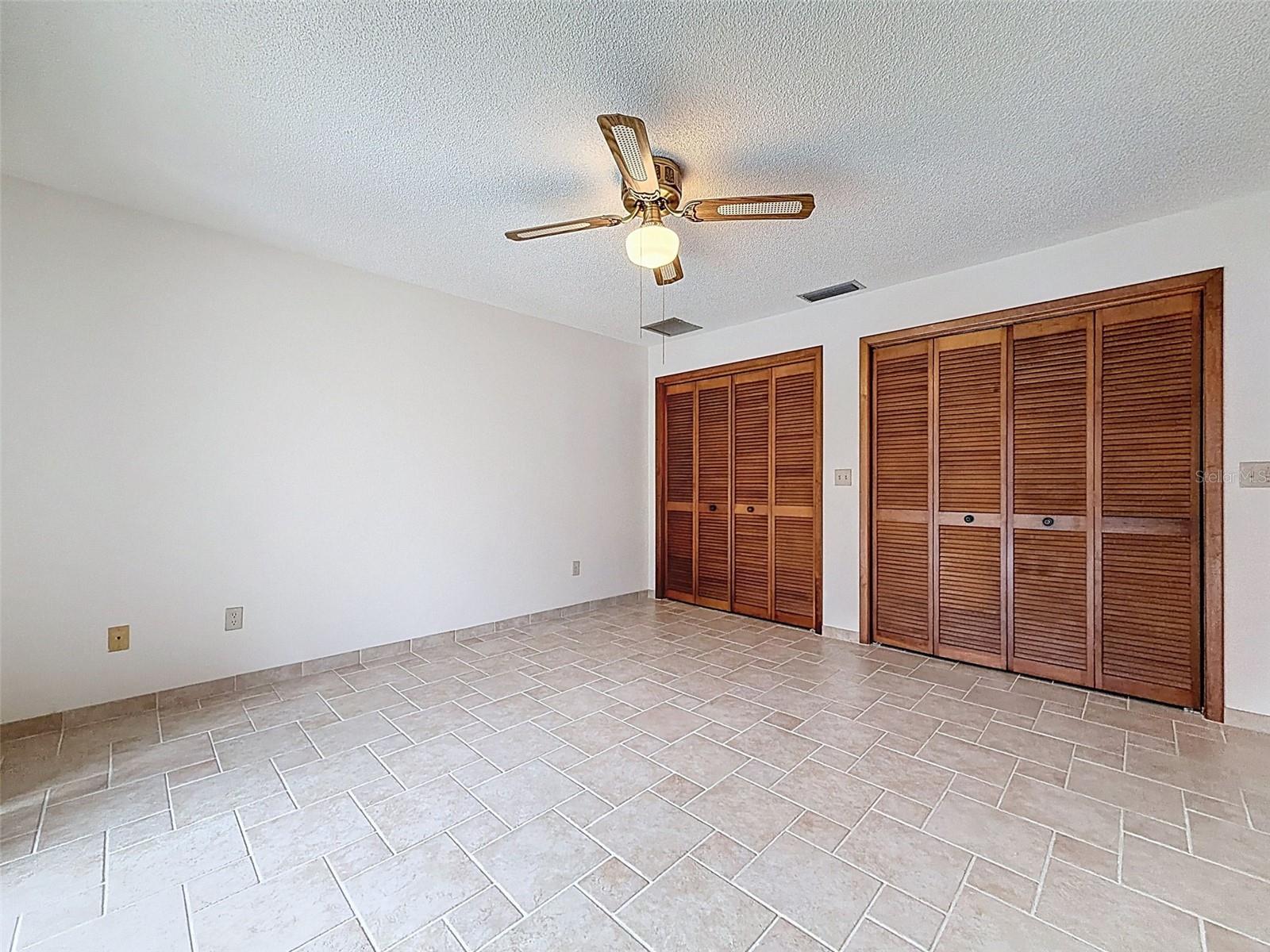 OAKLEAF VILLAGE - Residential