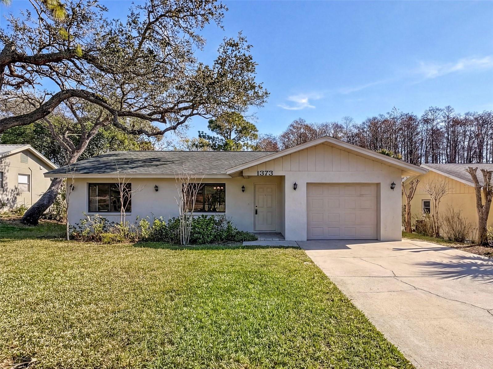 OAKLEAF VILLAGE - Residential