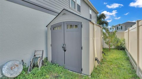 A home in WINTER HAVEN