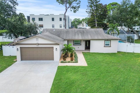 7892 Sundown Drive N, St Petersburg, FL 33709