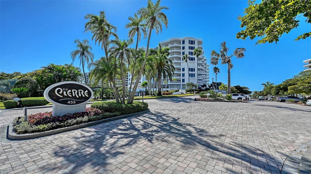 Photo of 455 Longboat Club Road #905, Longboat Key, FL 34228 (MLS # A4703088)