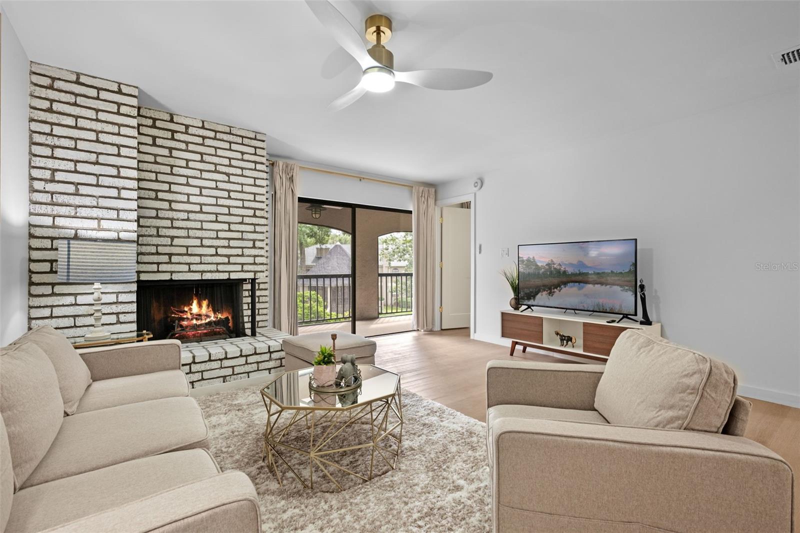 KENSINGTON PARK CONDO - Residential