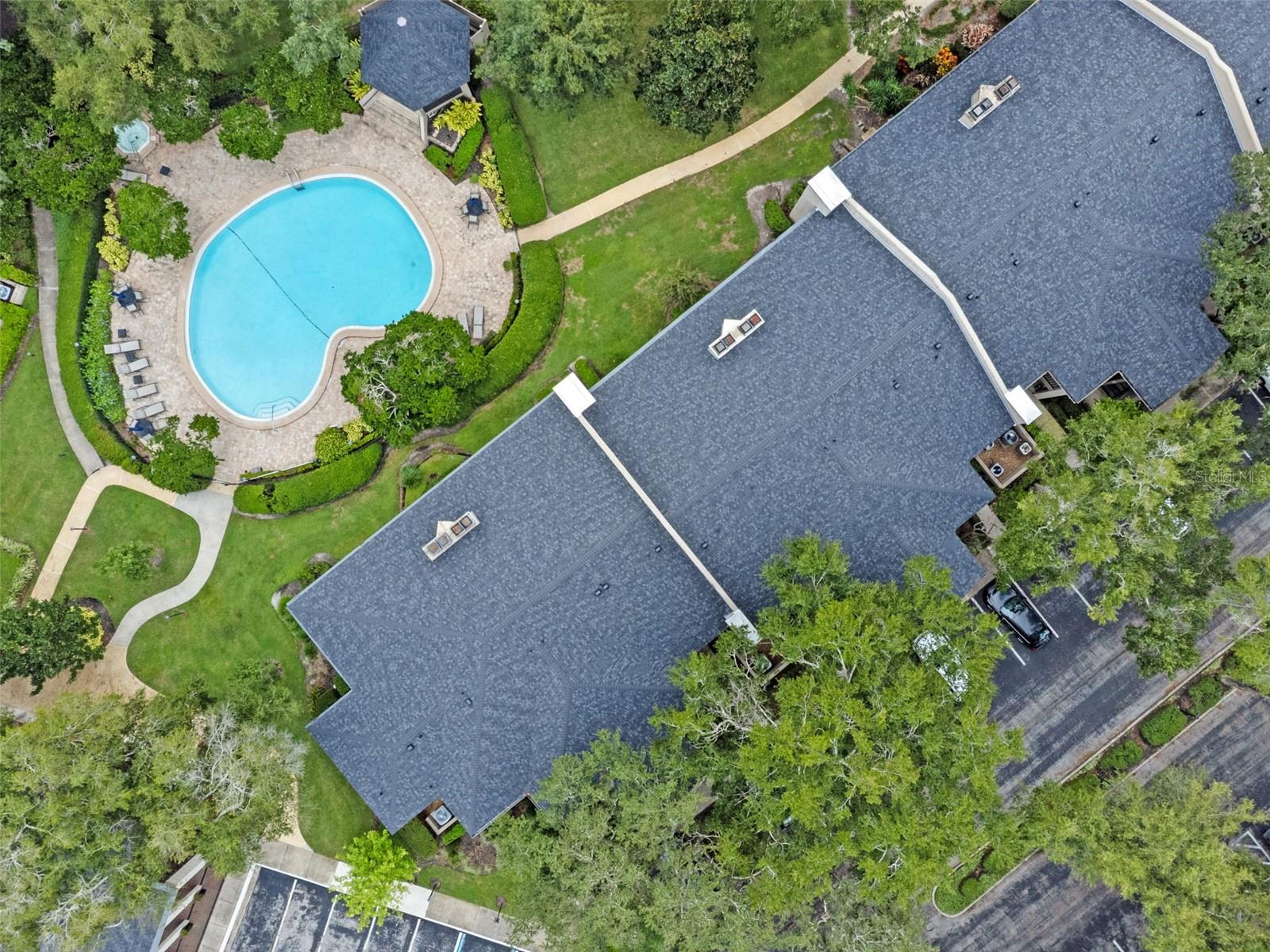 KENSINGTON PARK CONDO - Residential