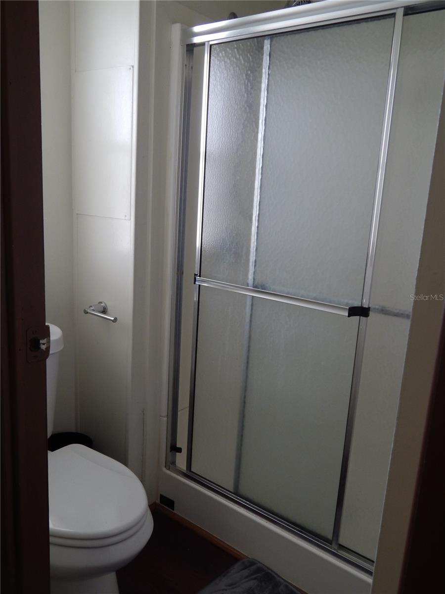 SHADOW BROOK MOBILE HOME - Residential