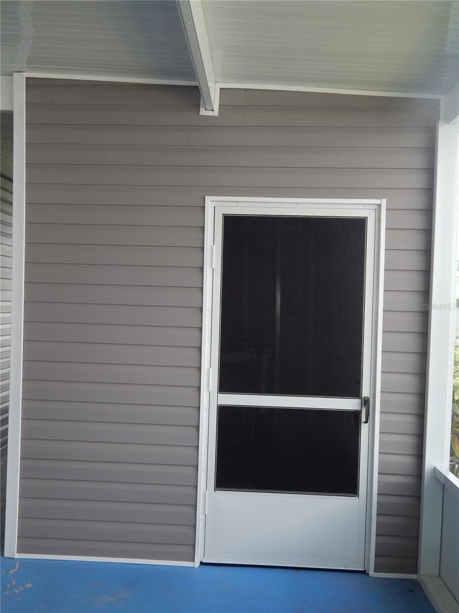 SHADOW BROOK MOBILE HOME - Residential