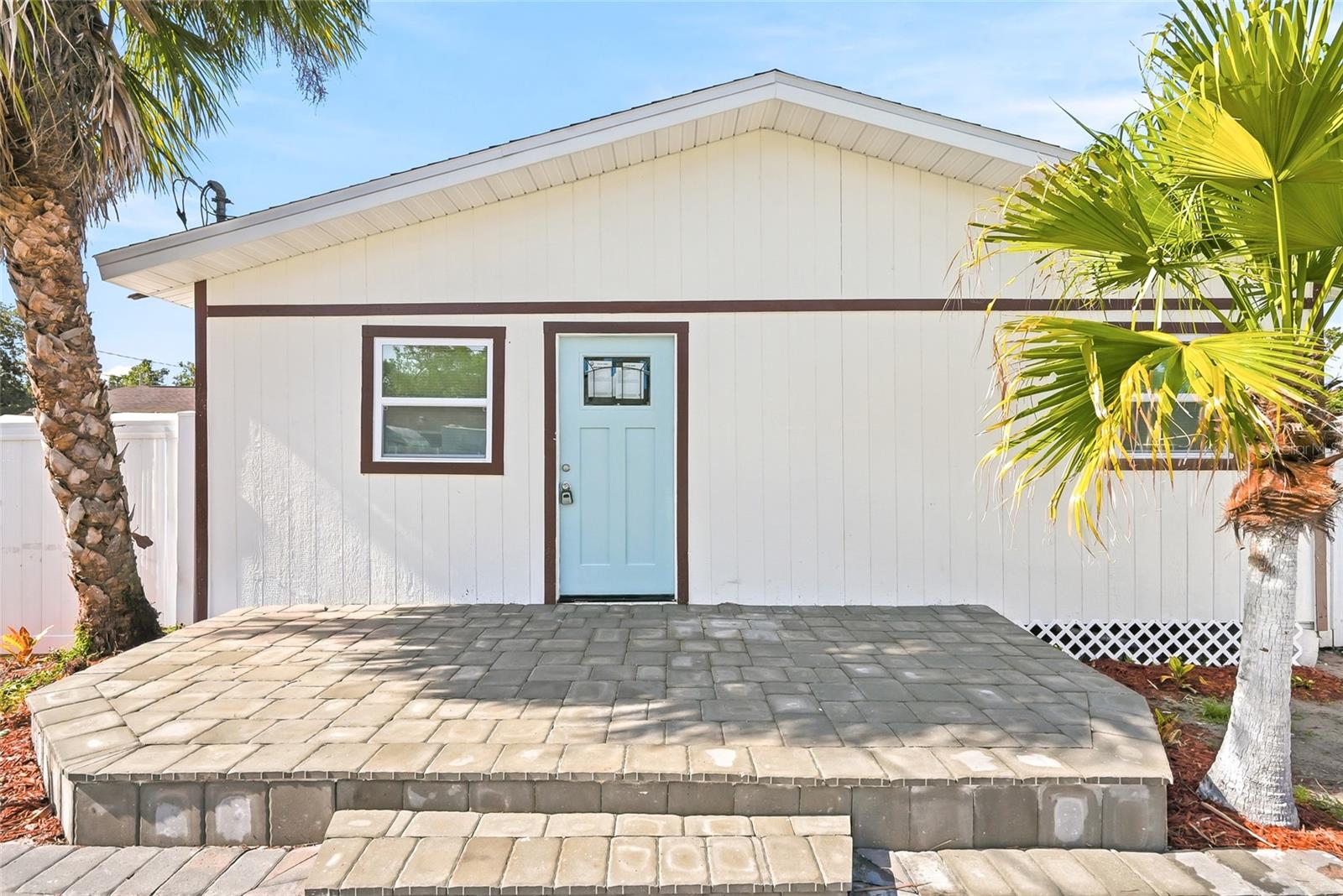 1313 E SITKA STREET
