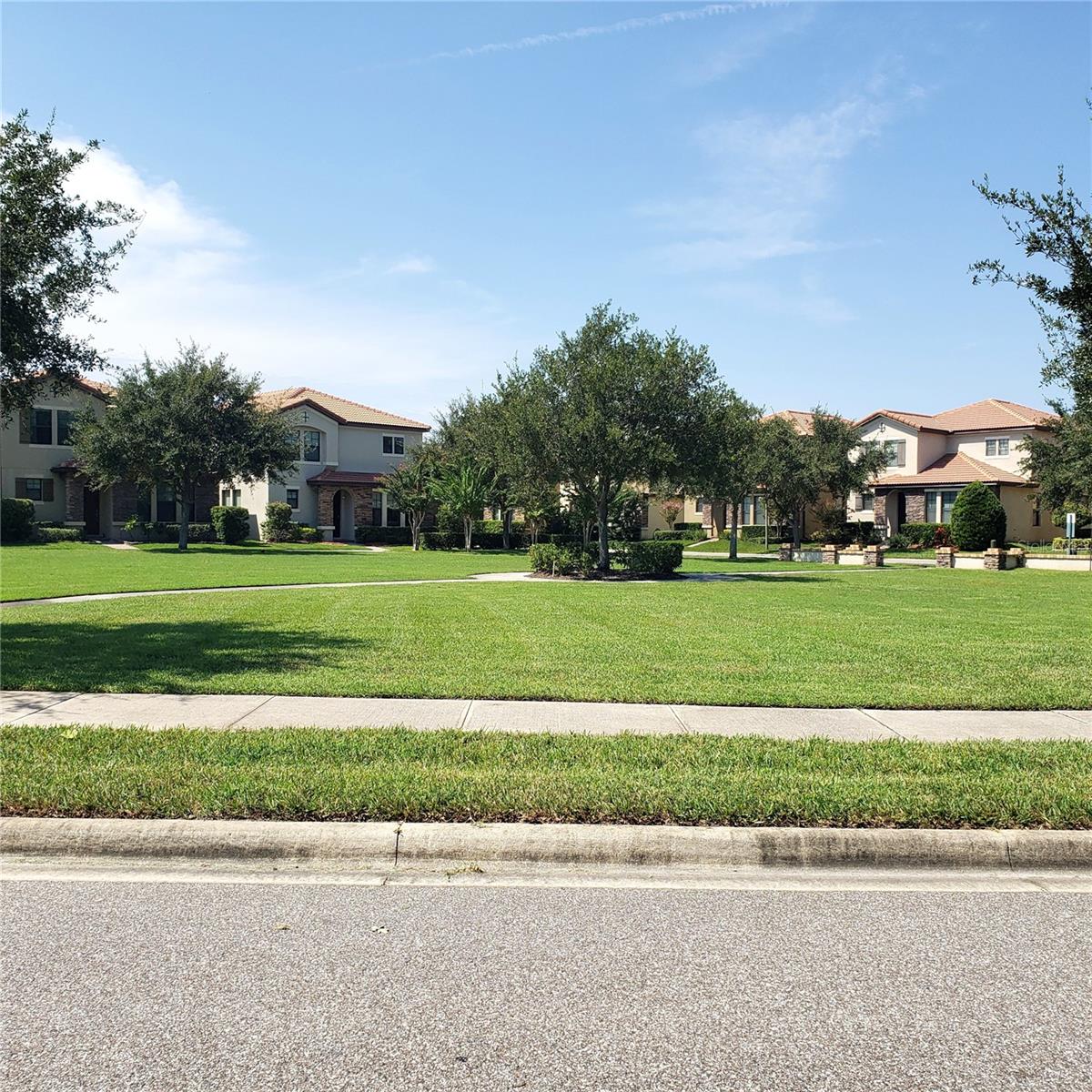 VILLAGES/WESMERE - Residential Lease