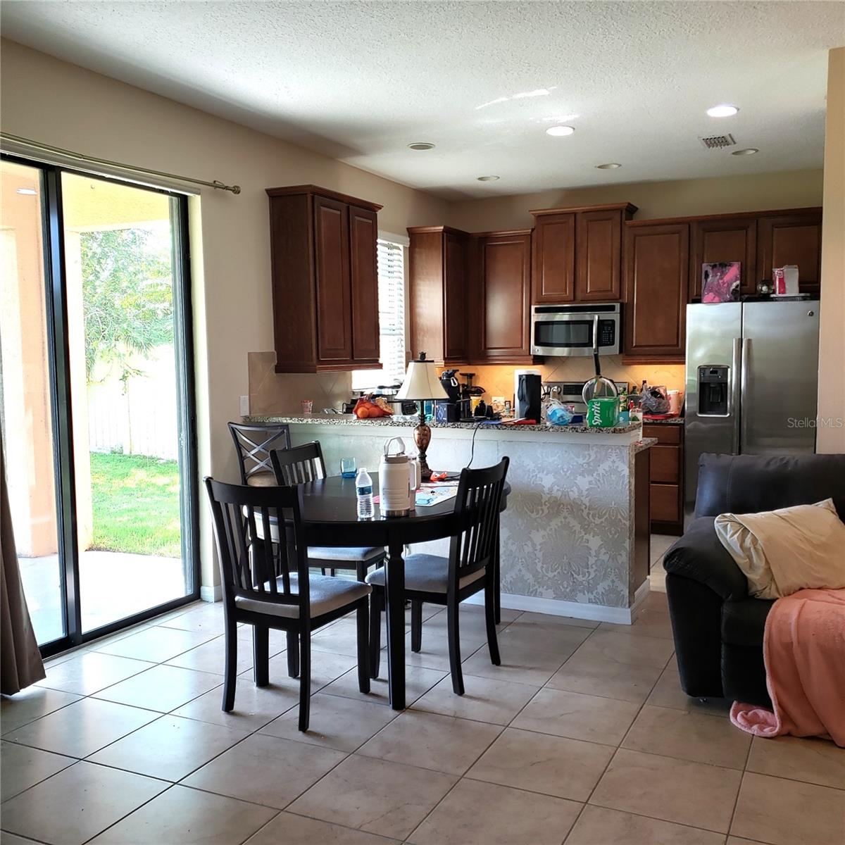 VILLAGES/WESMERE - Residential Lease