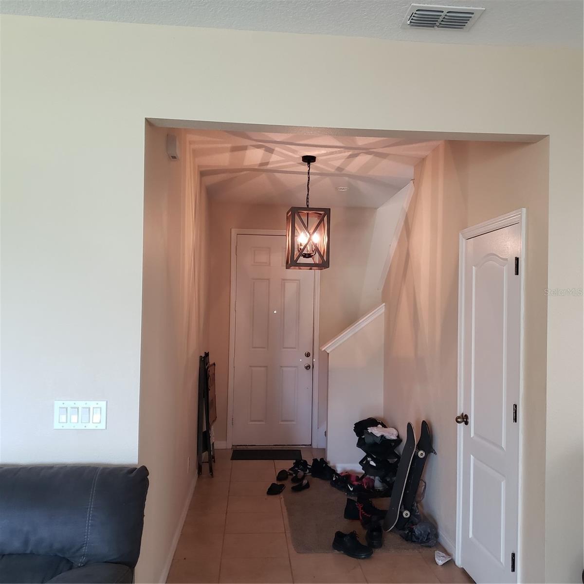 VILLAGES/WESMERE - Residential Lease