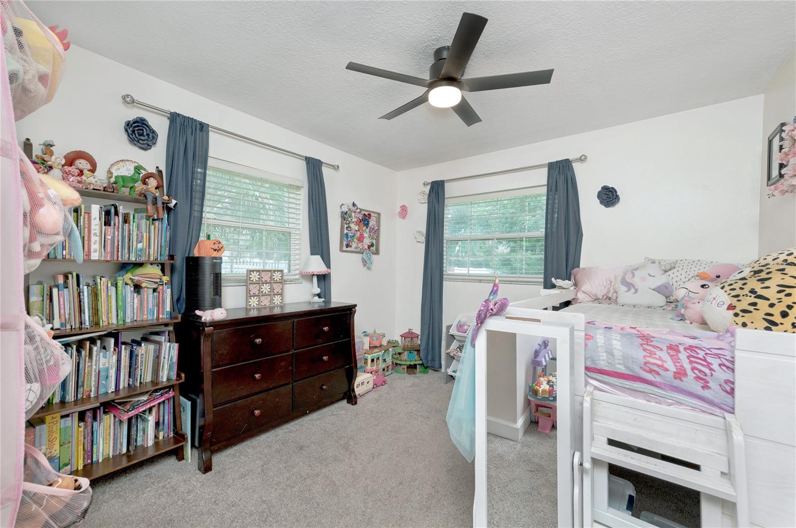 MOCKINGBIRD HILL - Residential