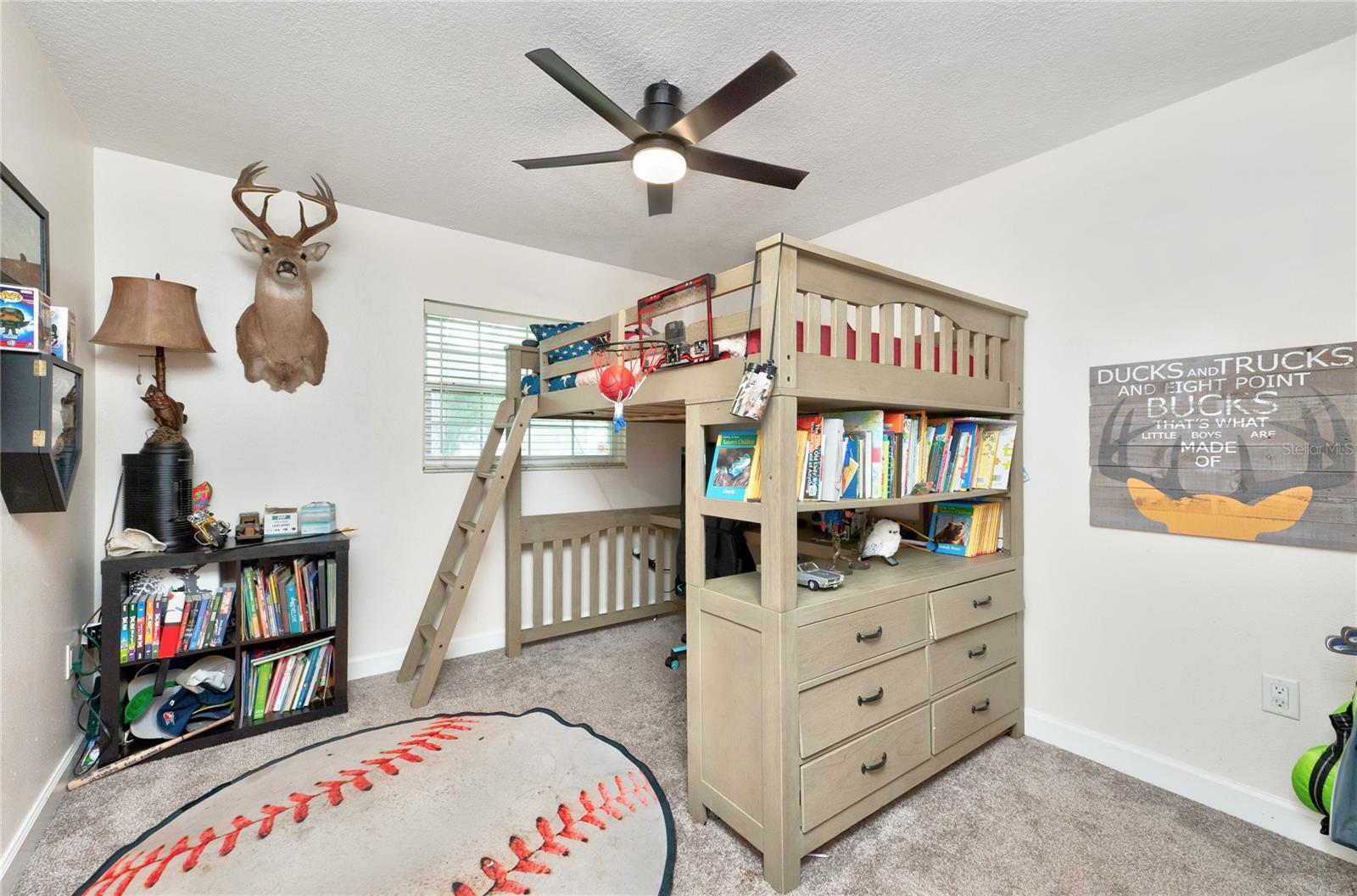 MOCKINGBIRD HILL - Residential