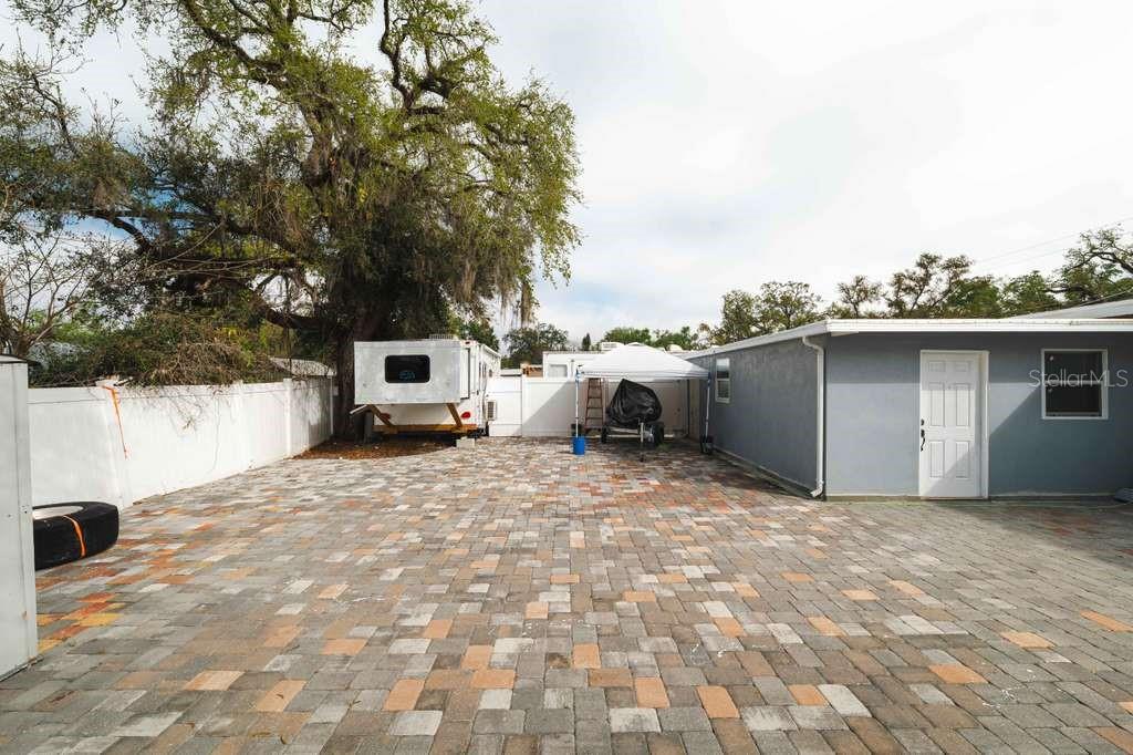 ADAMO ACRES SUB UN 1 - Residential