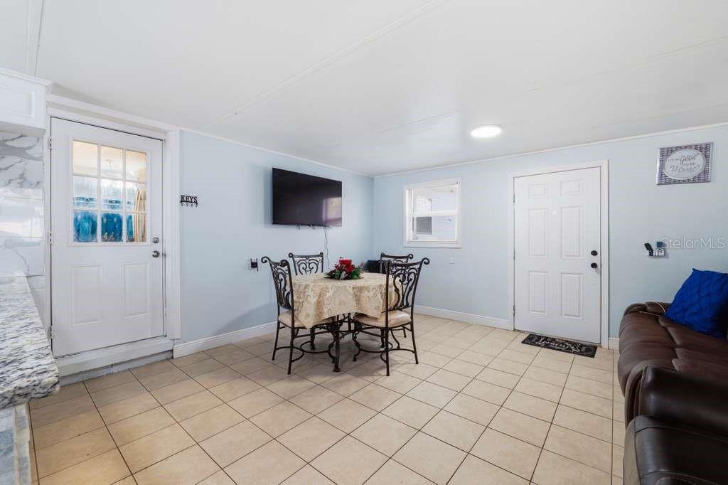 ADAMO ACRES SUB UN 1 - Residential