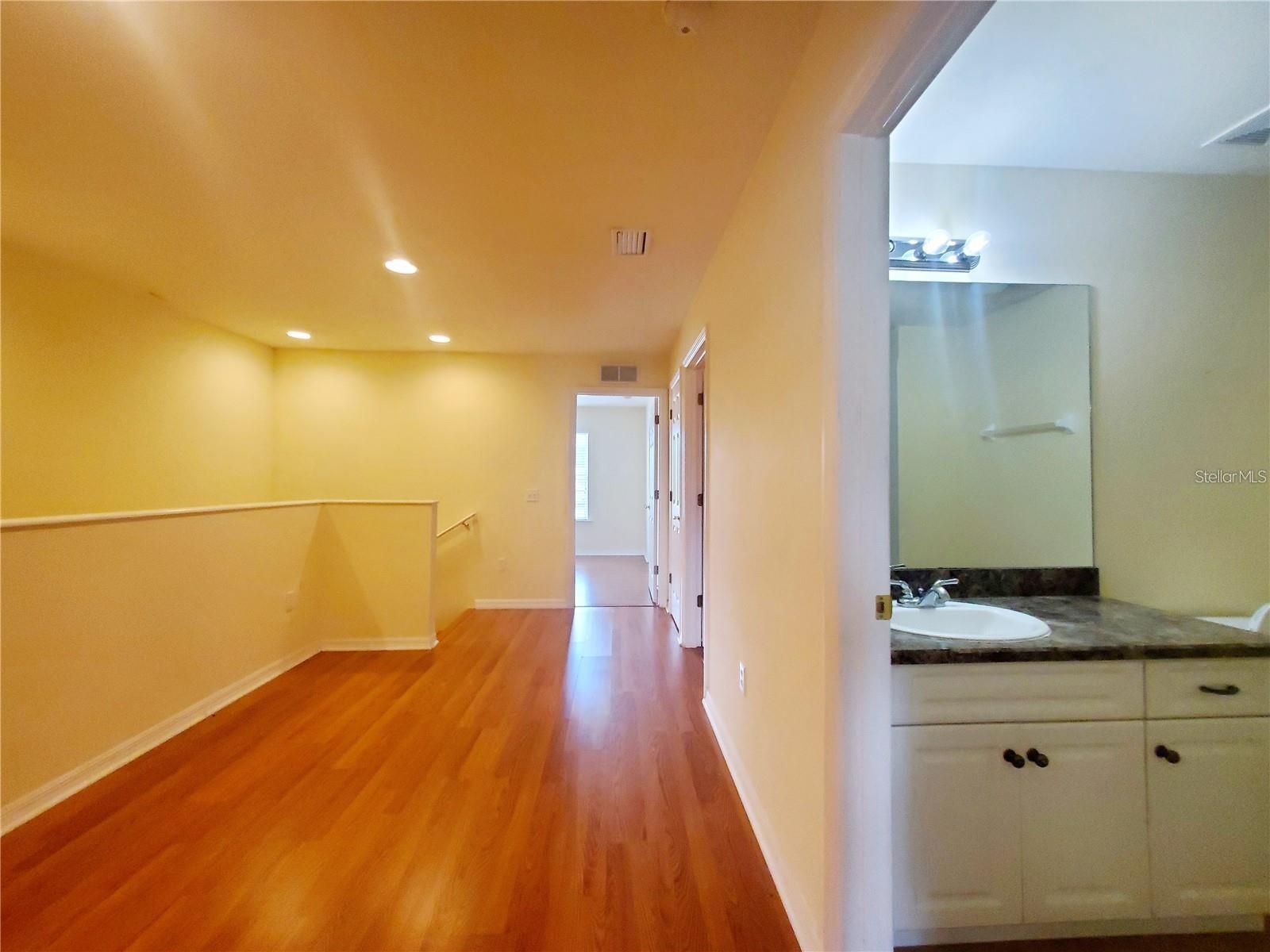 EAGLE TRACE TWNHMS A&B - Residential