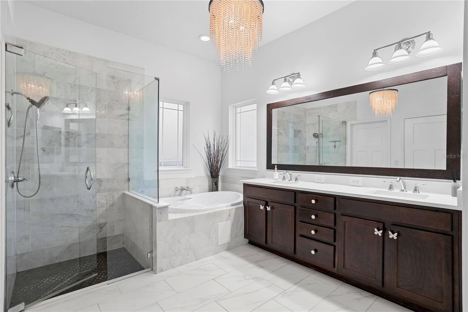 FISHHAWK RANCH WEST PH 1B/1C - Residential