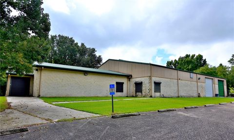 Tiny photo for 21930 NE Highway 27, Williston, FL 32696 (MLS # OM694605)