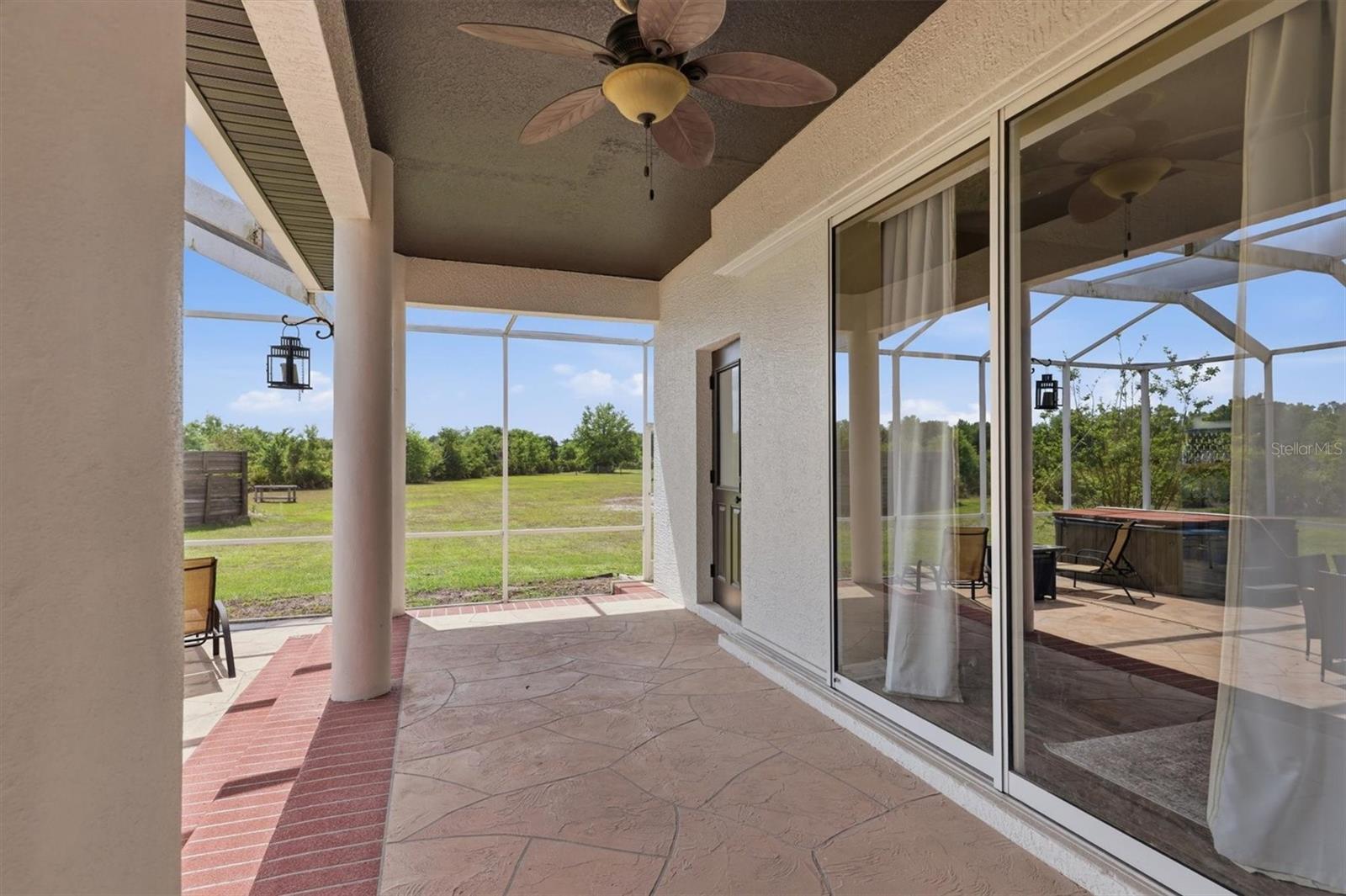 POMELLO PARK - Residential