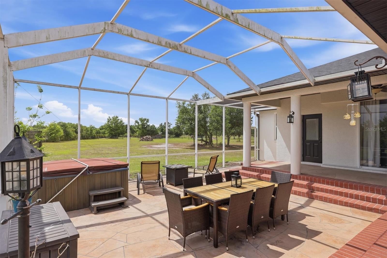 POMELLO PARK - Residential