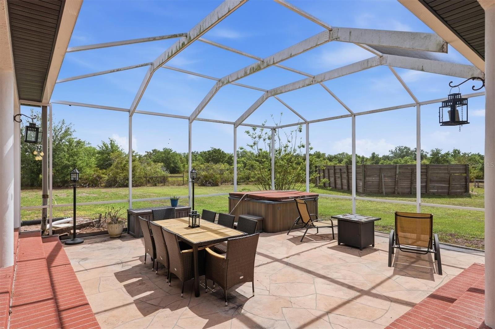 POMELLO PARK - Residential