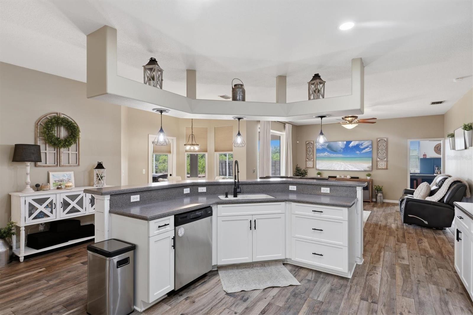 POMELLO PARK - Residential