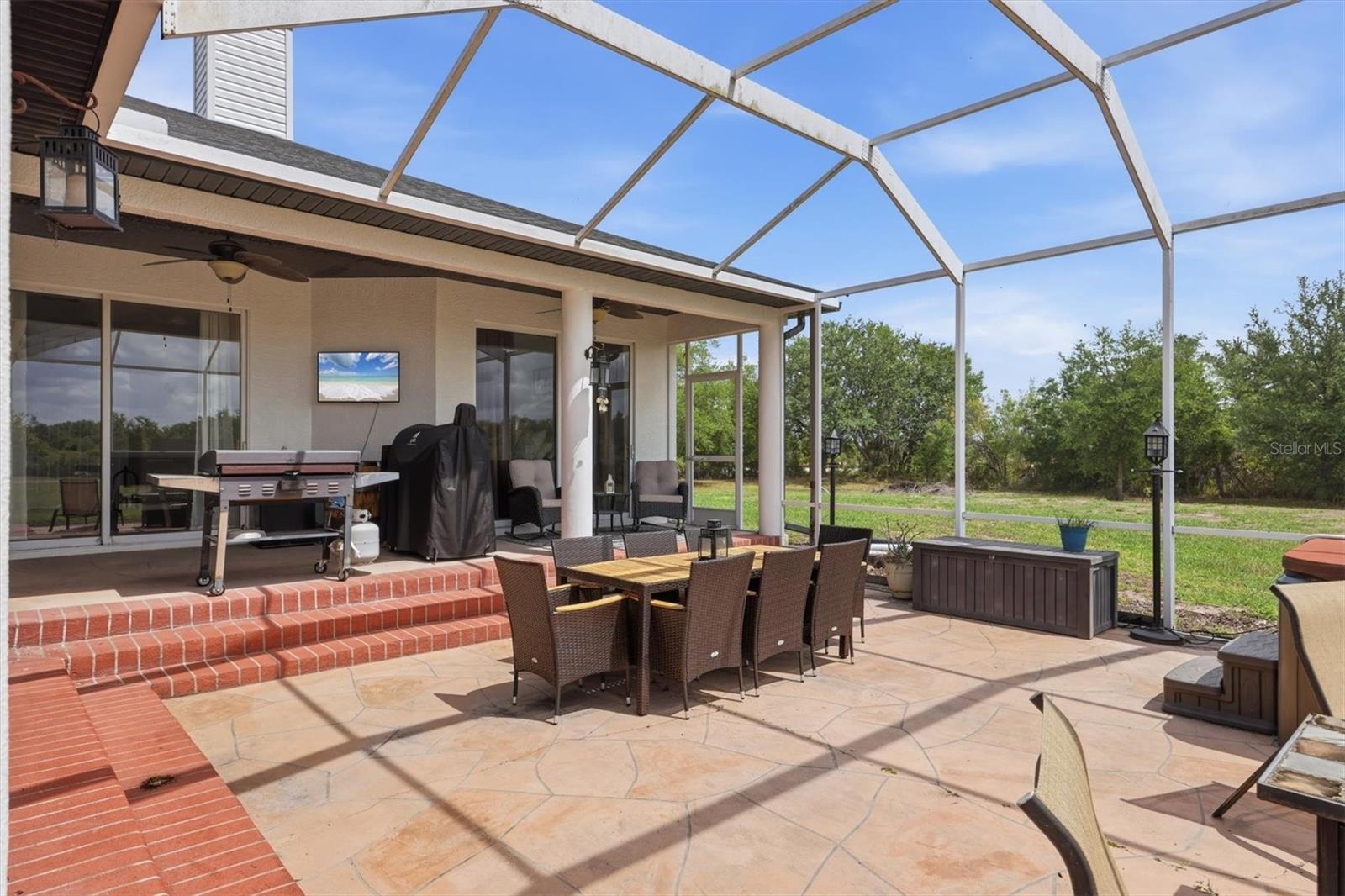 POMELLO PARK - Residential